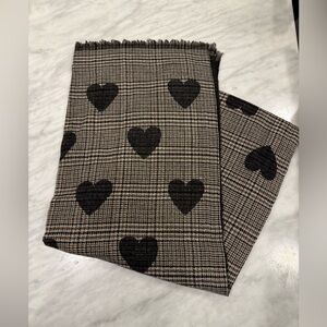 Plaid Scarf with Black Heart Pattern